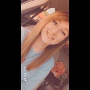 Meet your Posher, Holly